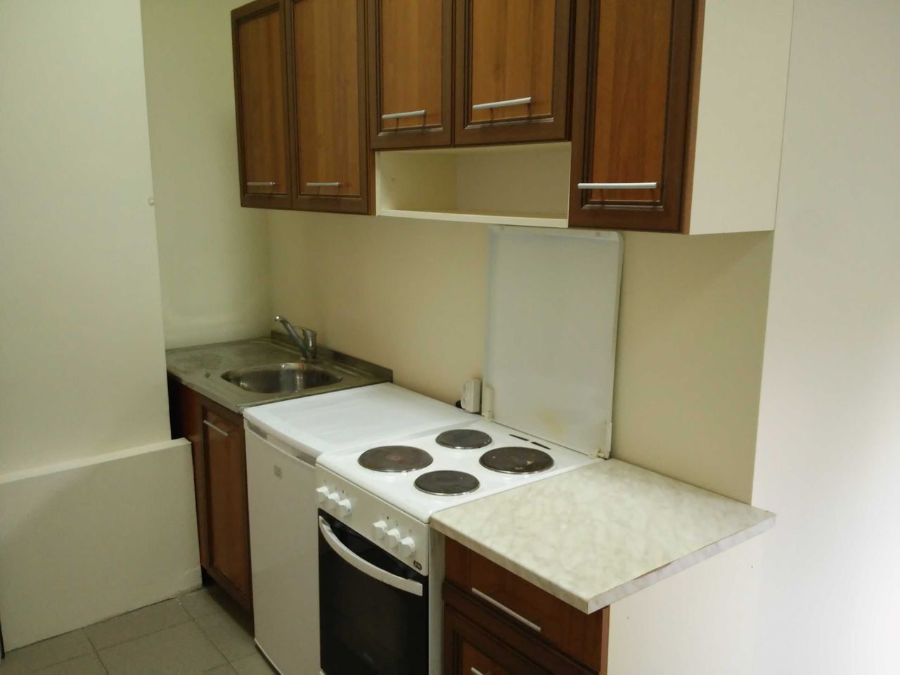 Дава се под наем Двустаен апартамент в София, Красно село - 38 кв.м за 255 € - Снимка #1