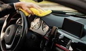 Curatare interior auto. Detailing profesional cu aspirator injectie
