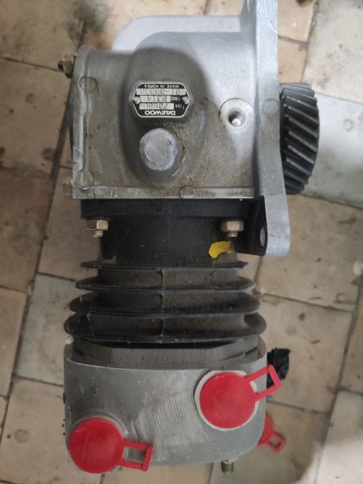 Компрессор Деу-12 новый Корея