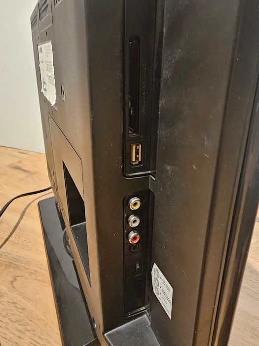 Телевизор Телефункен 19 инча - за части