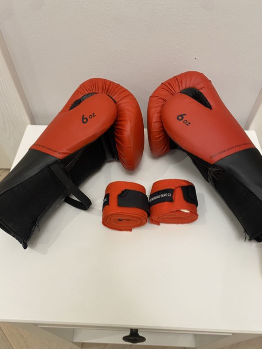 Manusi box copii Decathlon
