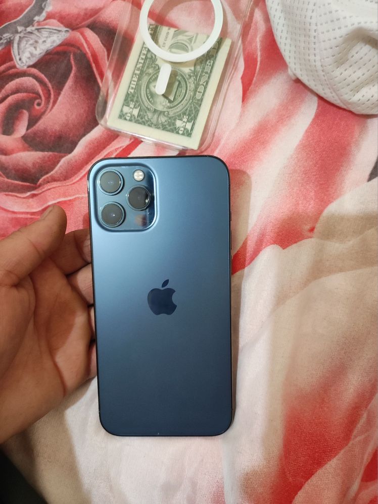 iPhone 12Pro Max 256 gb korabka dok ideal