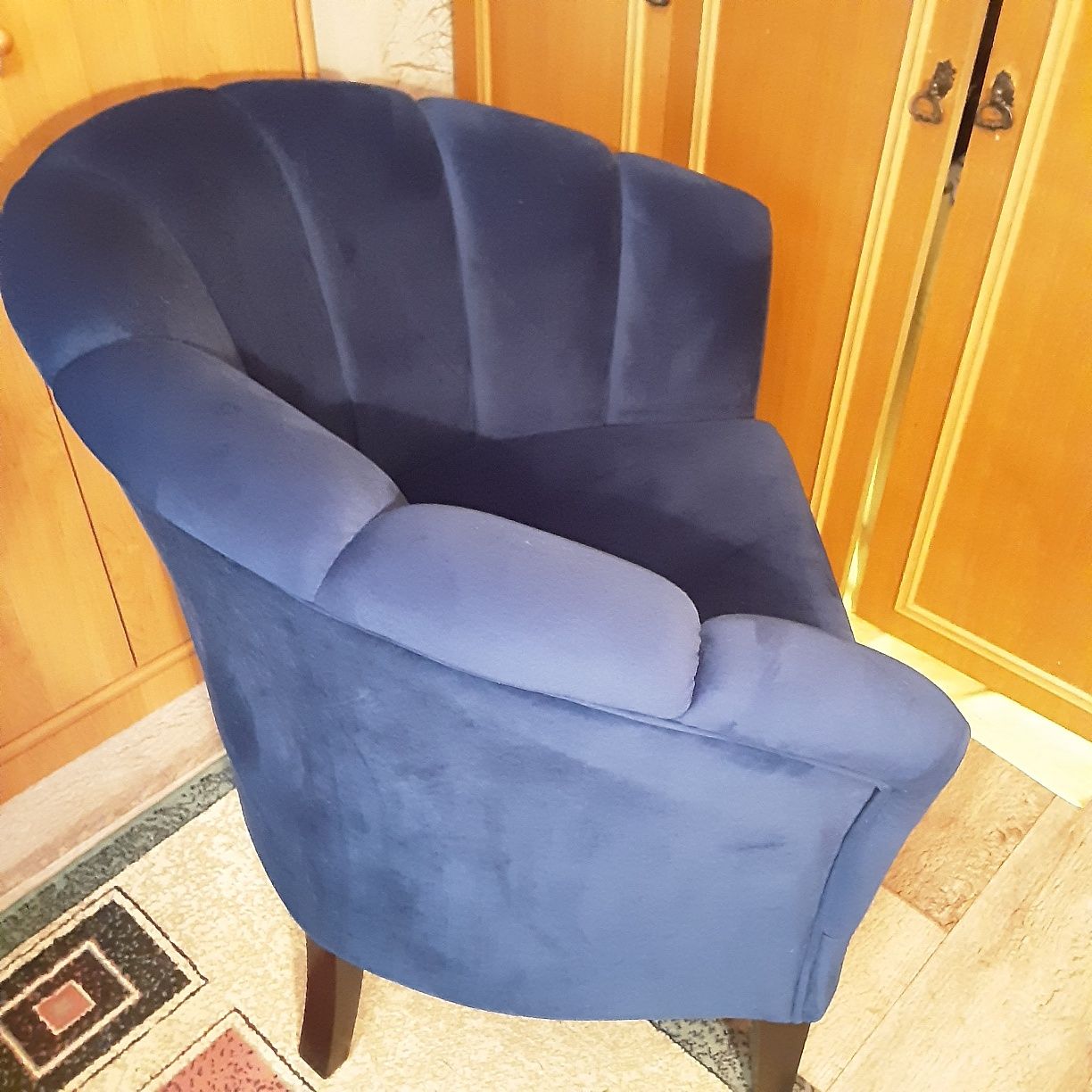 Кресло для гостиной или офиса