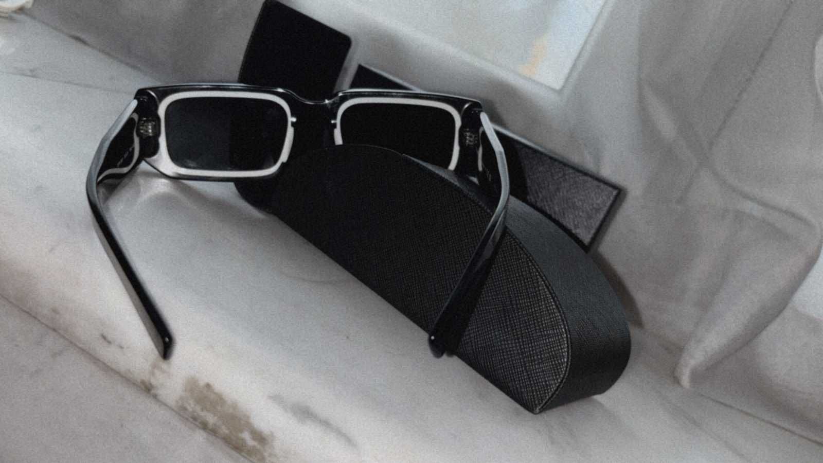 Слънчеви очила Prada