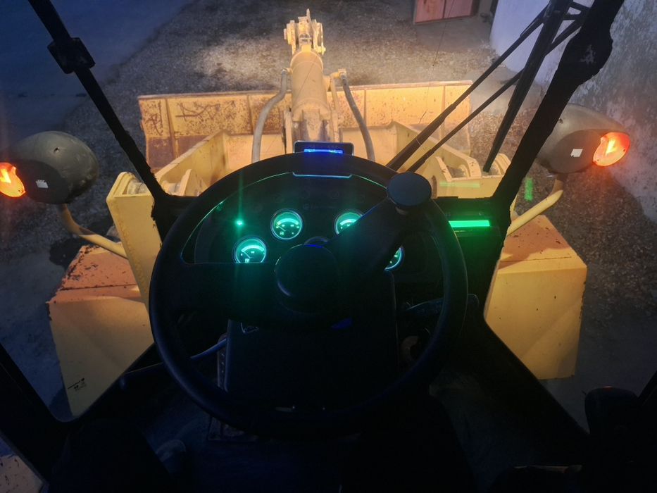 Фронтальный погрузчик 2014