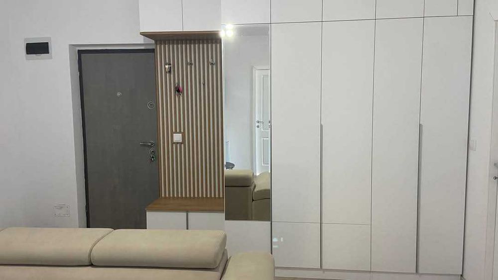 Vand apartament nou Bradet