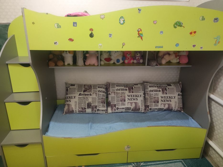 Продам двухъярусную кровать