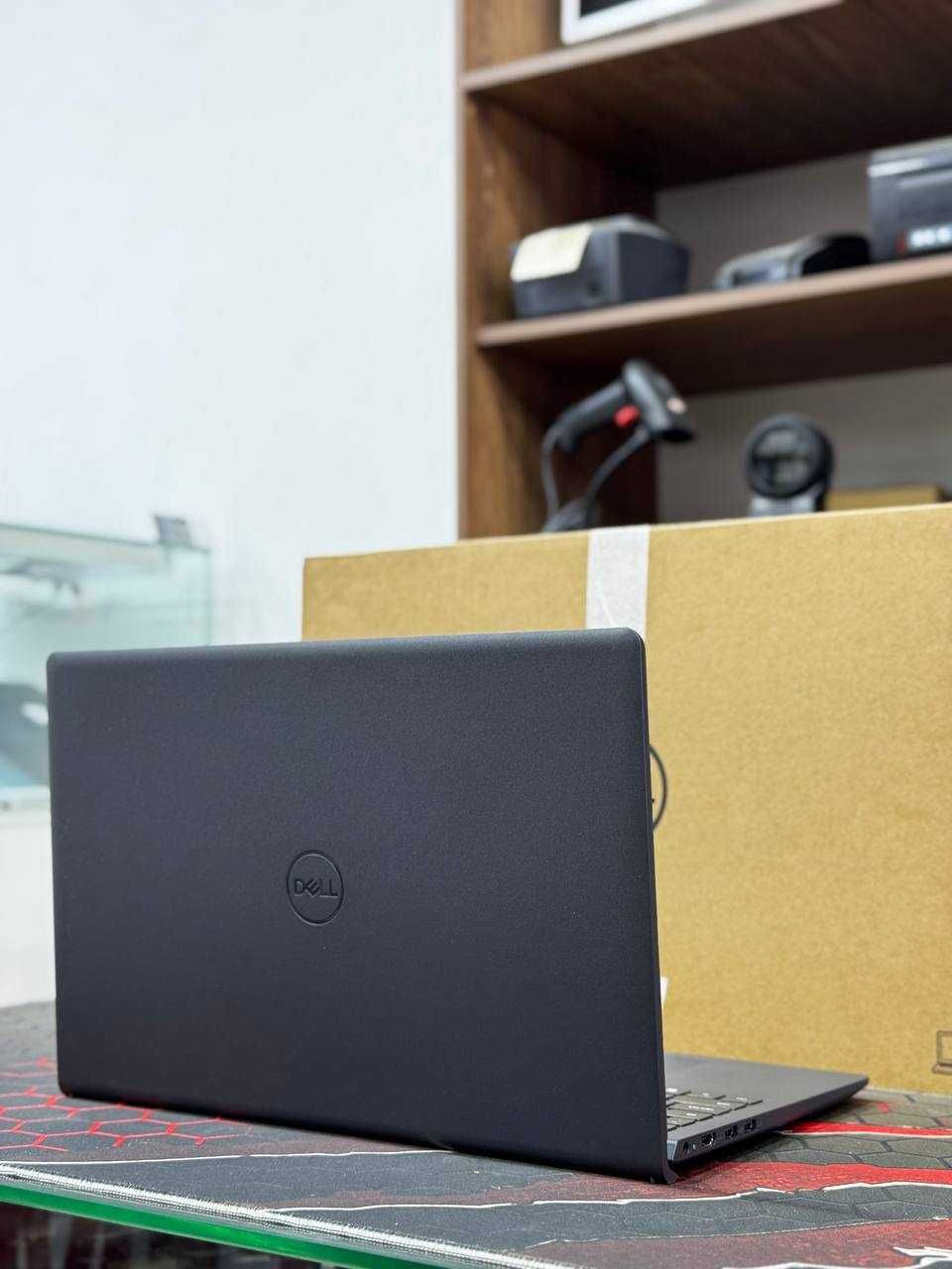 Мощный Dell Inspiron 15 с 120 Гц экраном