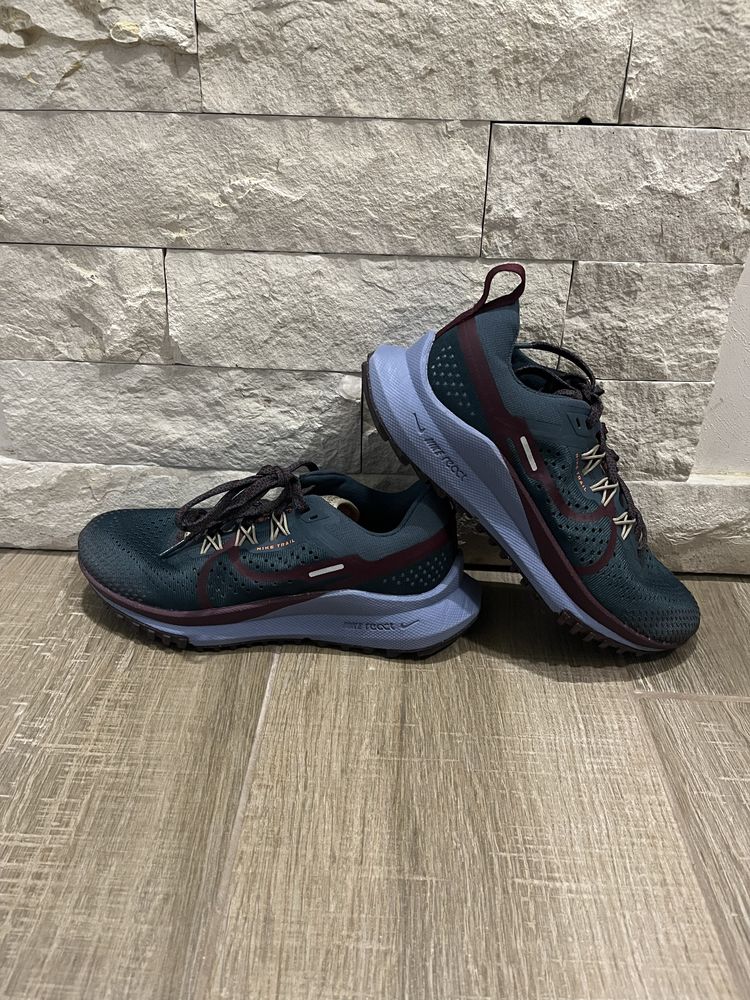 Nike W React Pegasus TRAIL 4
