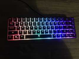 Vand tastatura white shark ronin