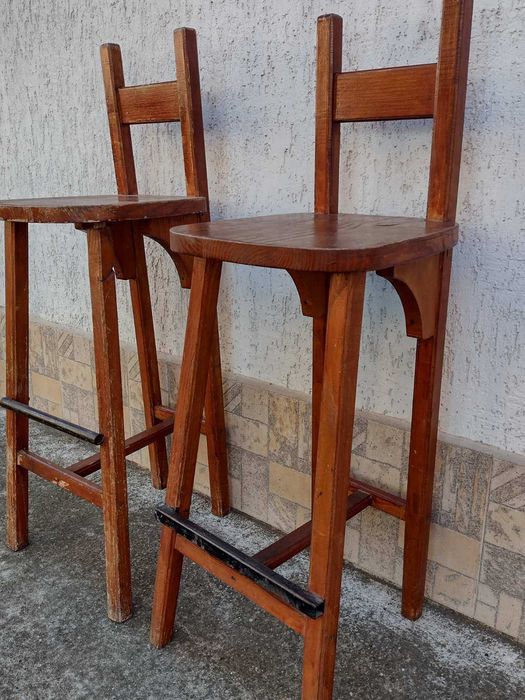 Бар столове от масивна дървесина