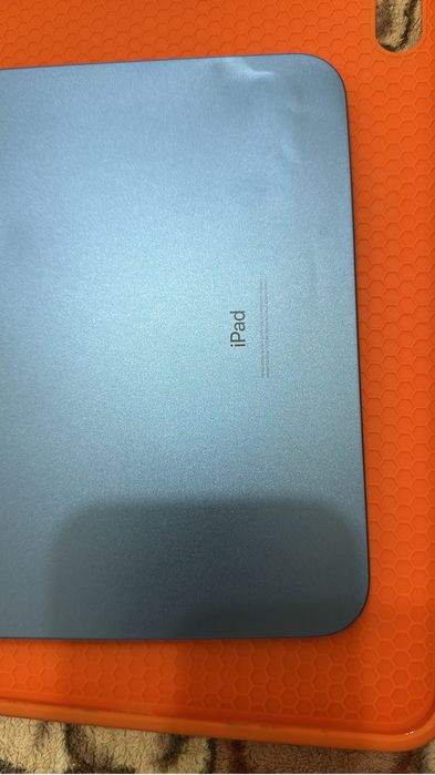 Продам iPad на запчасти