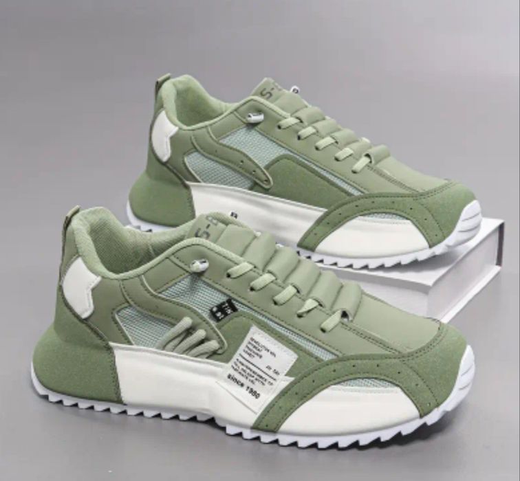 Кроссовки мужские 42-43