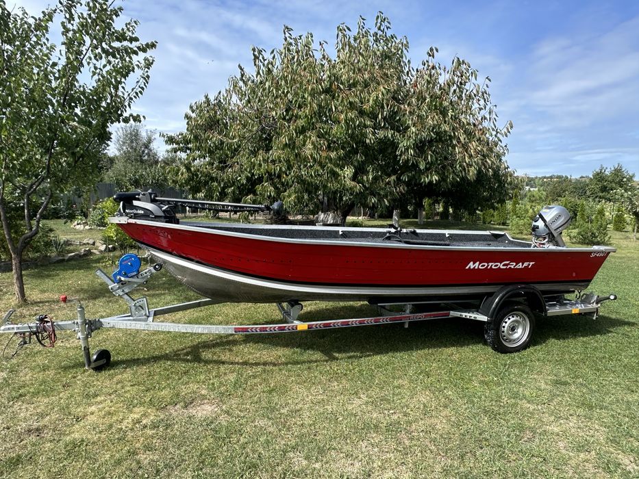 Barca aluminiu Motocraft SF490T, peridoc si motor.
