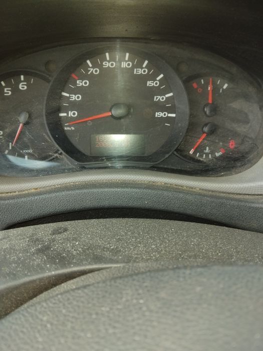 Vând Renault Master