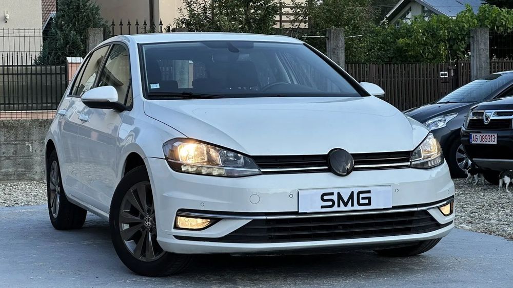 Volkswagen Golf 1.0 TSI 110CP NAVI// Garantie// Finantare // Rate