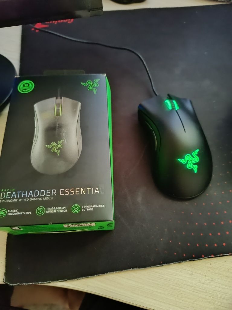 Razer deathadder essential