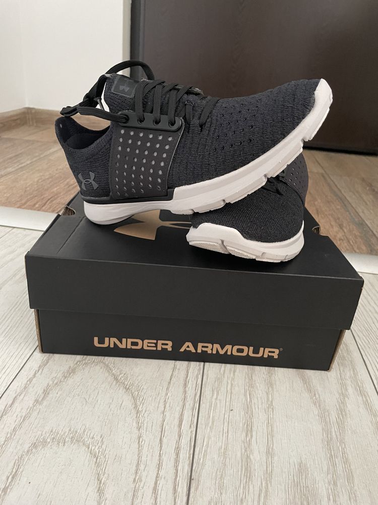 UNDER ARMOUR adidasi Speedform gri