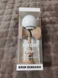 Kendama Krom pop originala White Sticky
