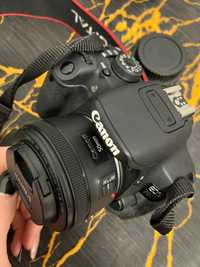 Aparat foto DSLR Canon 700D, 18MP, Black + Obiectiv EF 50mm F1.8 STM