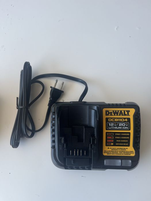 Fierastrau Pendular DeWalt DCS334B