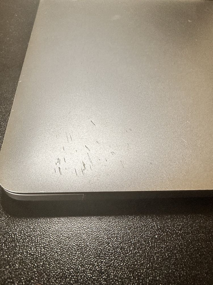 Apple MacBook Pro 13-inch 2.3GHz Core i5, 128 SSD - Space Gray - 2017