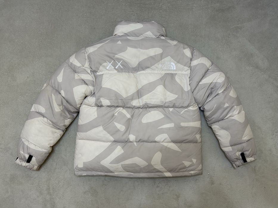 Geaca Noua The North Face x Kaws size M-L