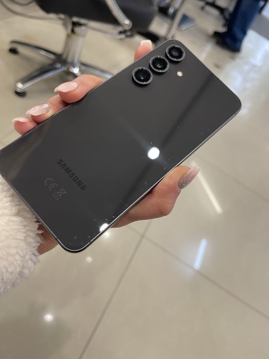 Samsung Galaxy S 24 FE