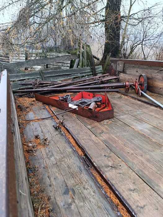 Vând mig Krone de 2,5 tone