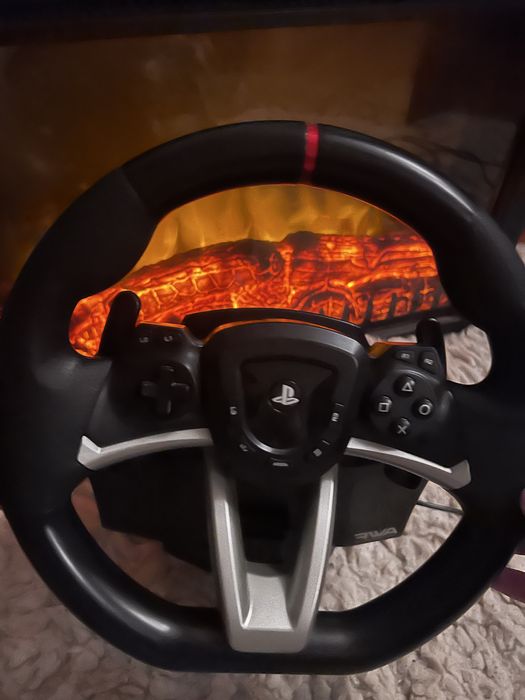 De vanzare volan ps 5 pc