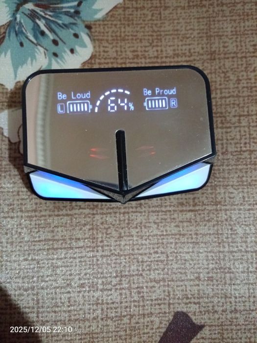 Simsiz naushnik yangi