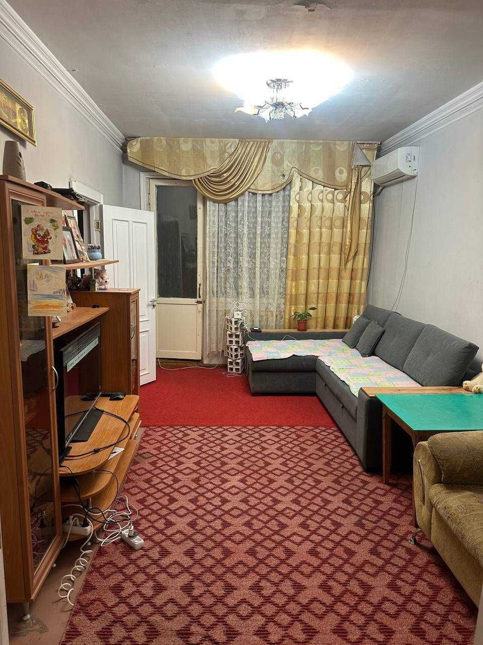 СРОЧНО !! Продается квартира в Яшнабаде 2/4/4 ( 54 кв/м ) Авиасозлар 2