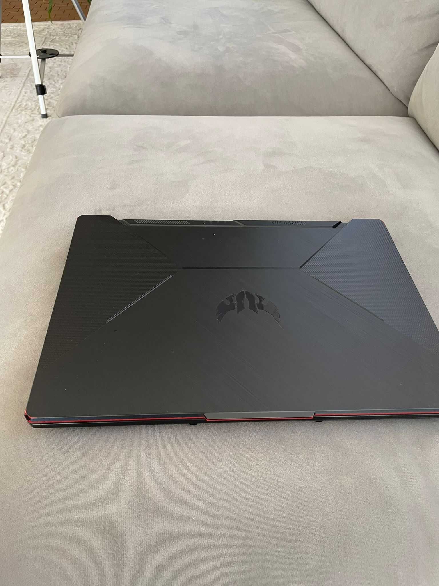 Vand laptop ASUS TUF FX506LH – i7-10870H /GTX 1650 /512GB SSD/8GB RAM