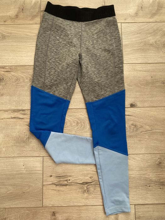 Спортен сет от две части