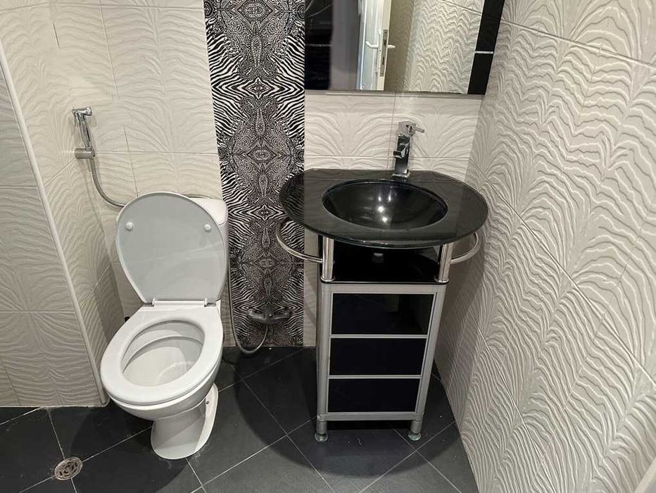 Дава се под наем Тристаен апартамент в Пловдив, Кючук Париж - 76 кв.м за 350 € - Снимка #5