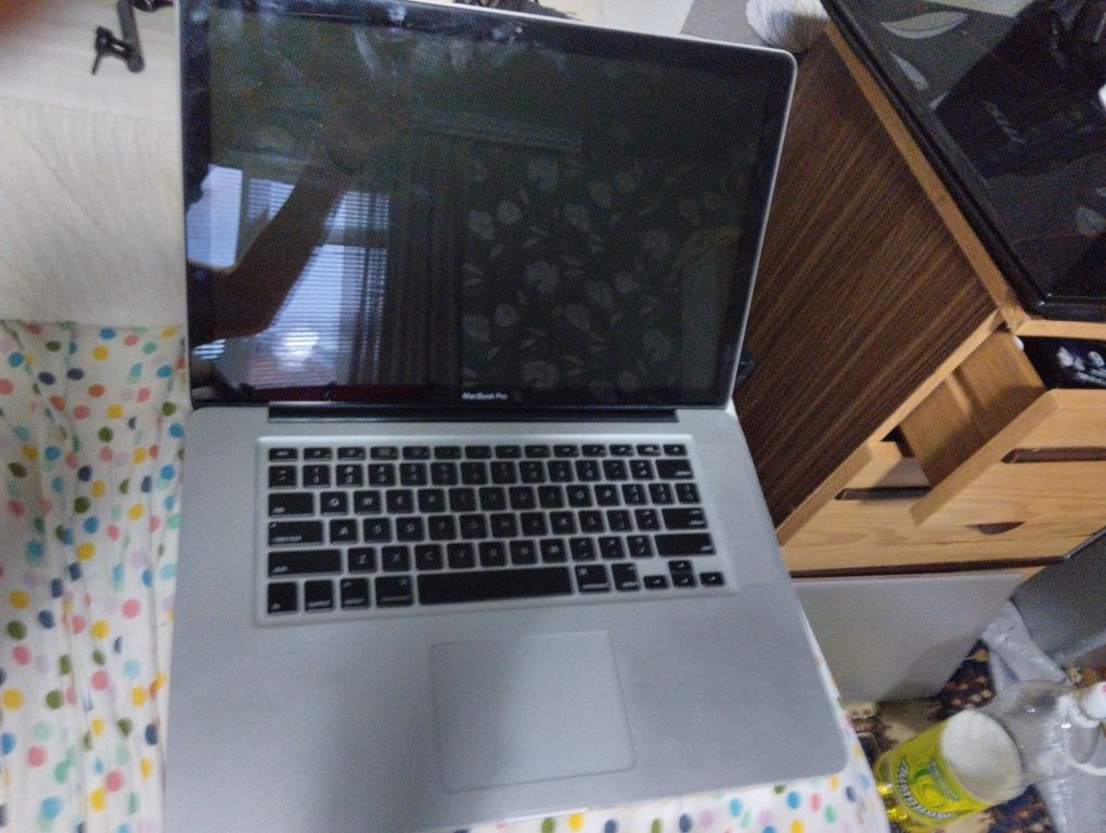 MacBook pro a1286 за части