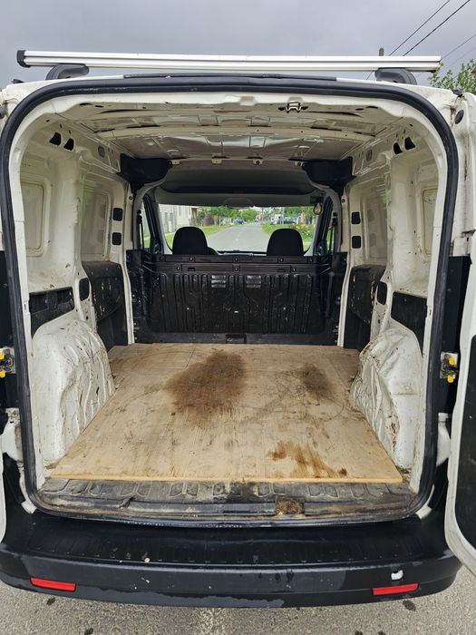 Fiat Doblo 1.4 benzina, clima functionala, euro 5