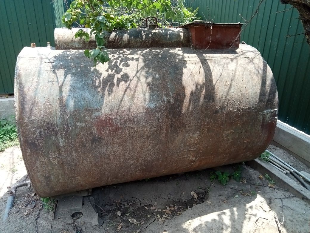Продам недорого бочку