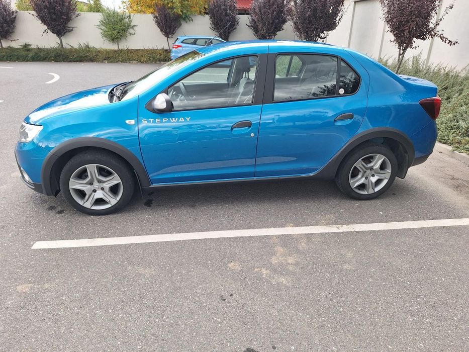 Vând Dacia Logan STEPWAY