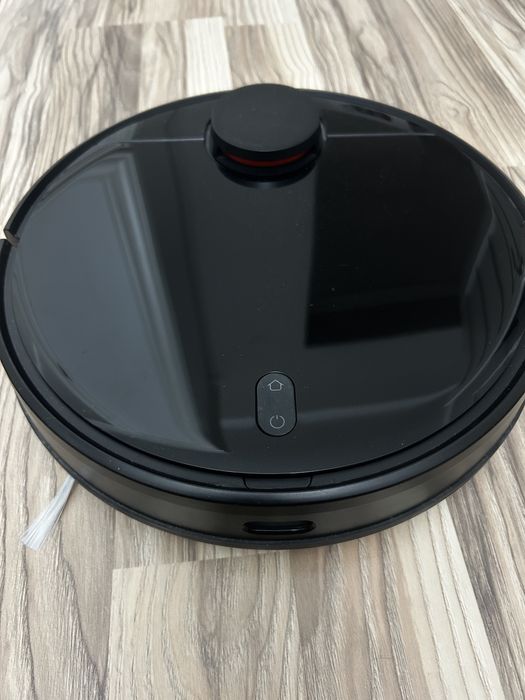 Продам робот пылесос Mi robot vacuum mop p (Xiaomi)
