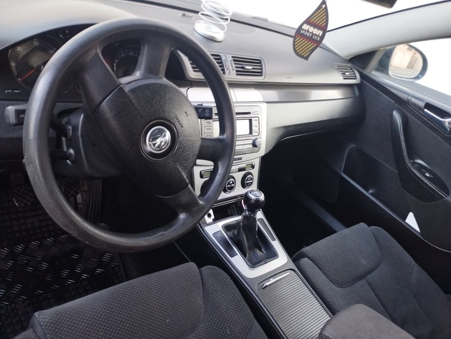 Vând schimb vw pasat b6