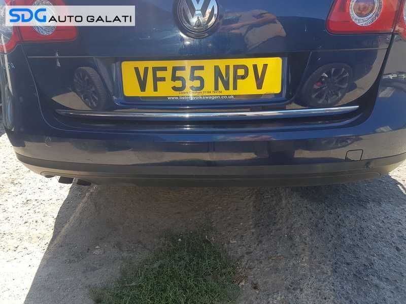 Bara Spoiler Spate VW Passat B6 Break Variant Combi 2005 - 2010 Cod Culoare LD5Q