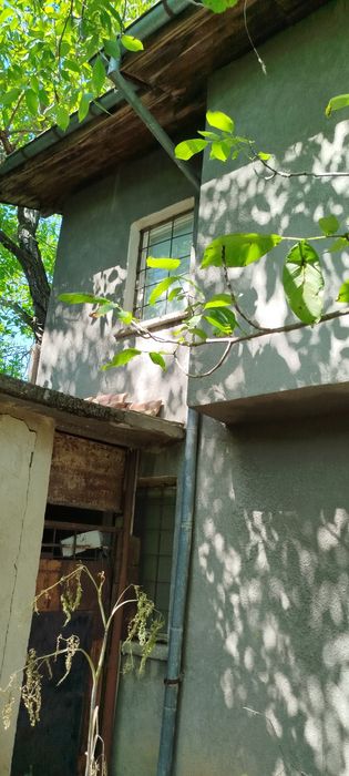 Къща двуетажна вила масивна