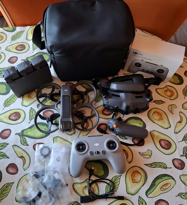 DJI AVATA 2 fly more combo 3 batery+remote controller 3