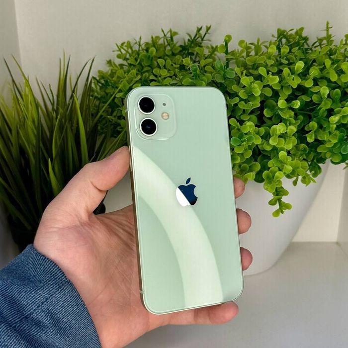 Iphone 12 sotiladi srochna
