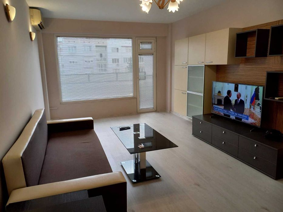 Дава се под наем Двустаен апартамент в София, Дианабад - 65 кв.м за 650 € - Снимка #1