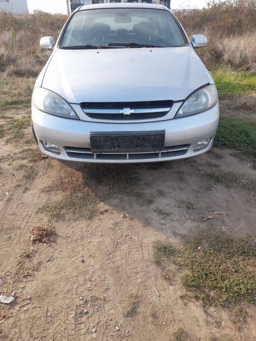 Dezmembrez Chevrolet Lacetti 1.6 benzina 2004-2010