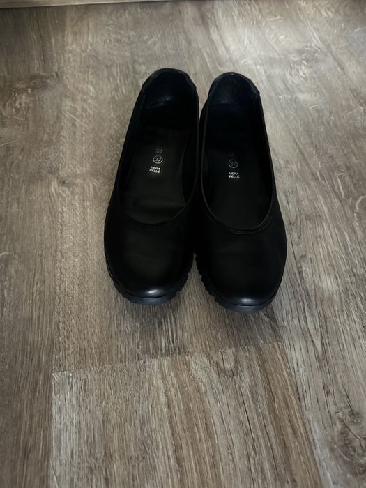 Balerini negri din piele Benvenutti nr 37