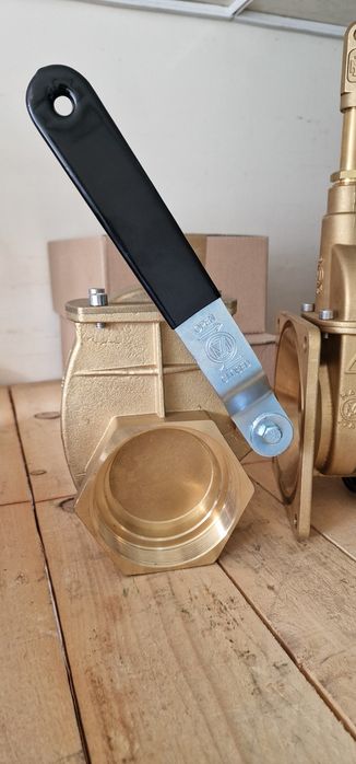 Vana robinet vidanja 4 toli import Italia original preț 1150 lei tva i