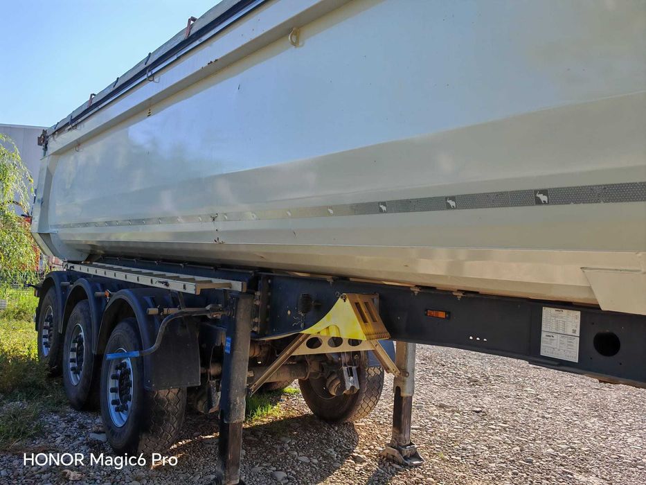Semiremorca Schmitz basculabila An fab. 2020 - 2 buc